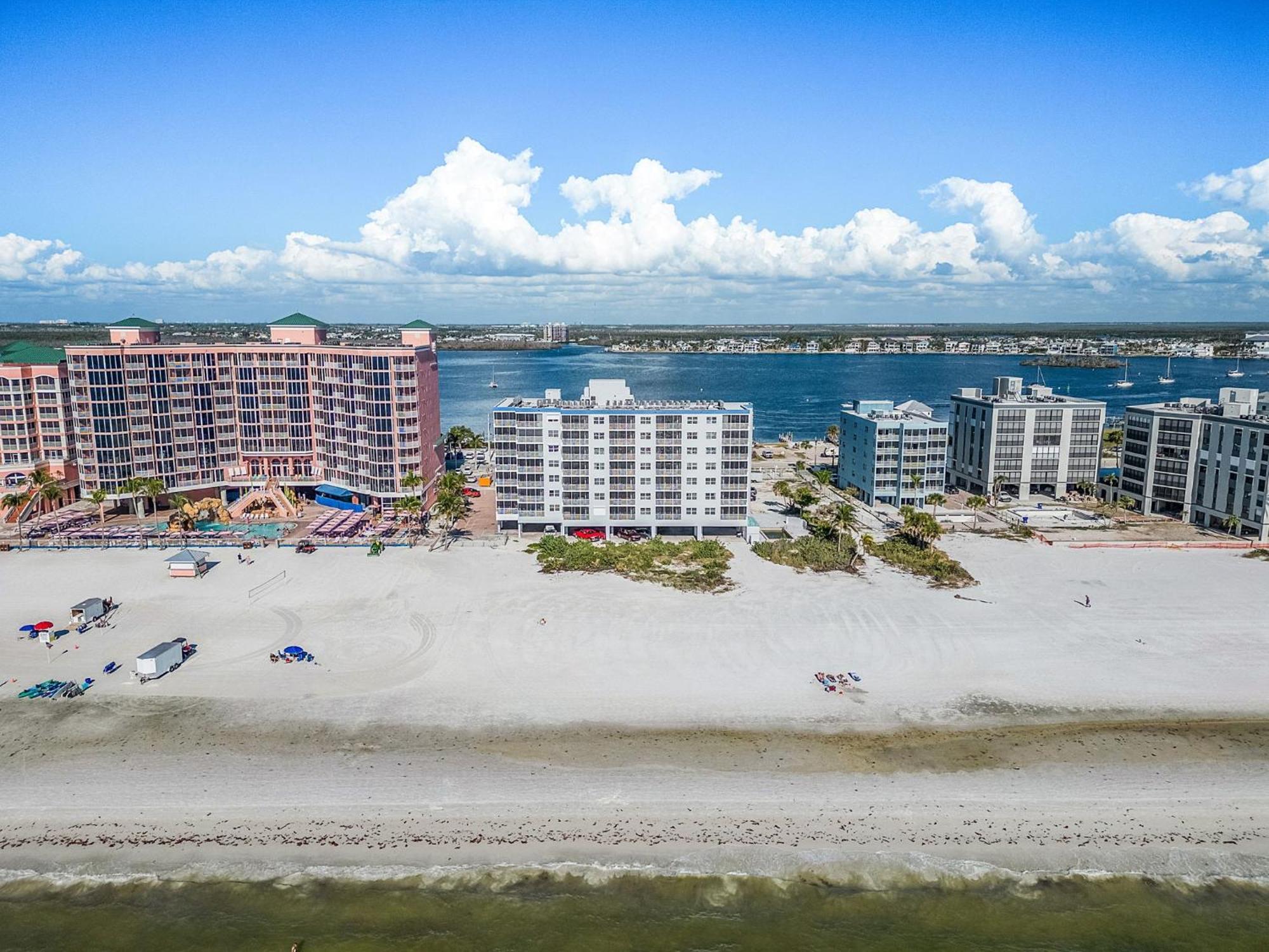 Welcome To Beach Villa'S # 602 Vacation Rental - 250 Estero Blvd Condo Fort Myers Beach Exteriér fotografie